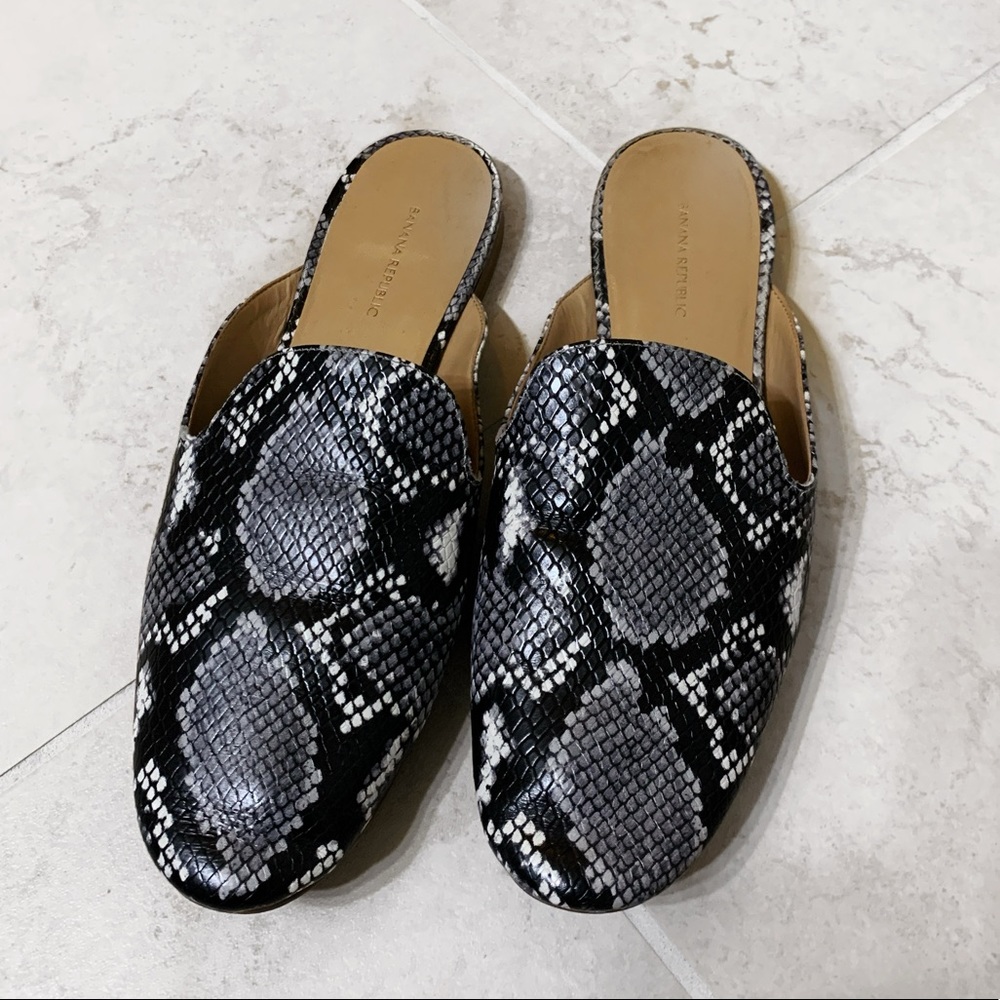 Faux Snake Leather Mule Loafers